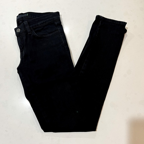 J Brand The Deal Noir Skinny Jeans - Picture 7 of 12